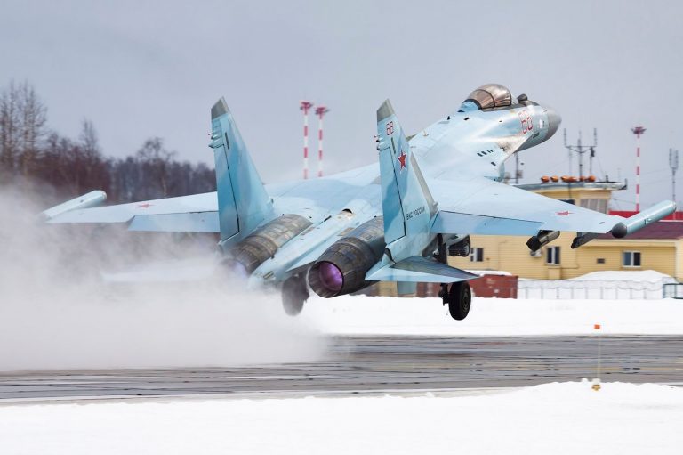 Putin începe exerciții militare de mare amploare în Arctica. Mesaj pentru SUA: „Nu încercați să controlați Nordul, suntem aici de multă vreme”