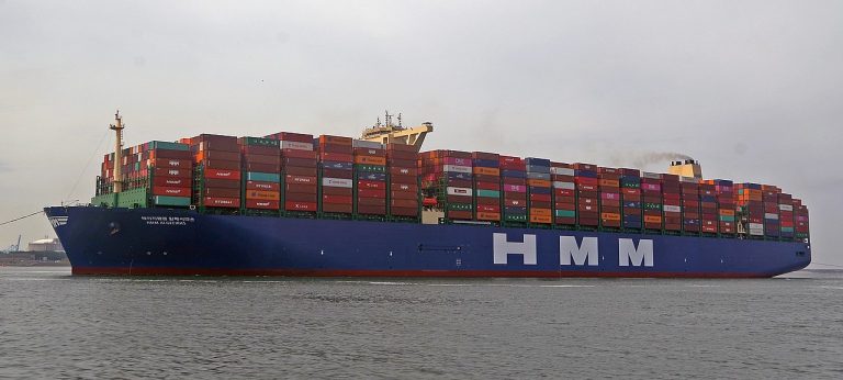 Lecția Suez, degeaba. Se pregătesc noi portcontainere gigantice