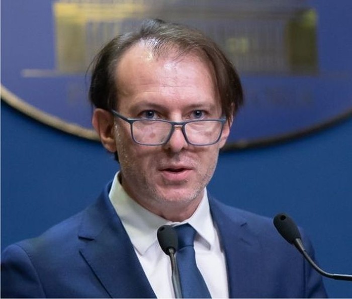 Cîțu, în corzi. Românii nu mai vor să se vaccineze
