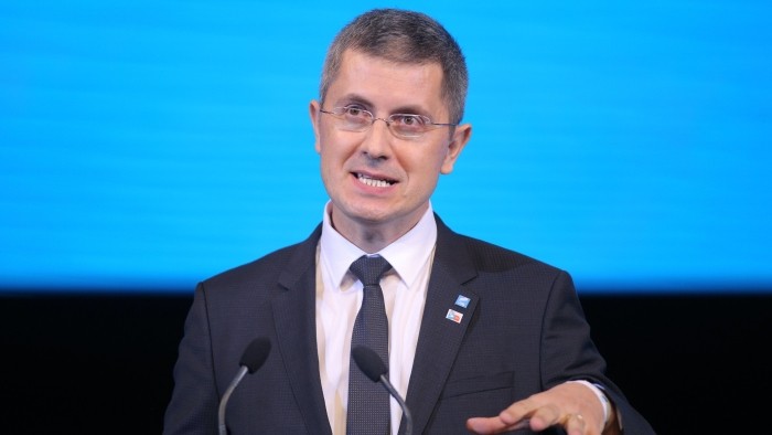 USR PLUS, în coaliție cât vrea Big Pharma