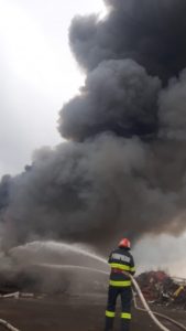 incendiu simeria 3 - Ziarul National