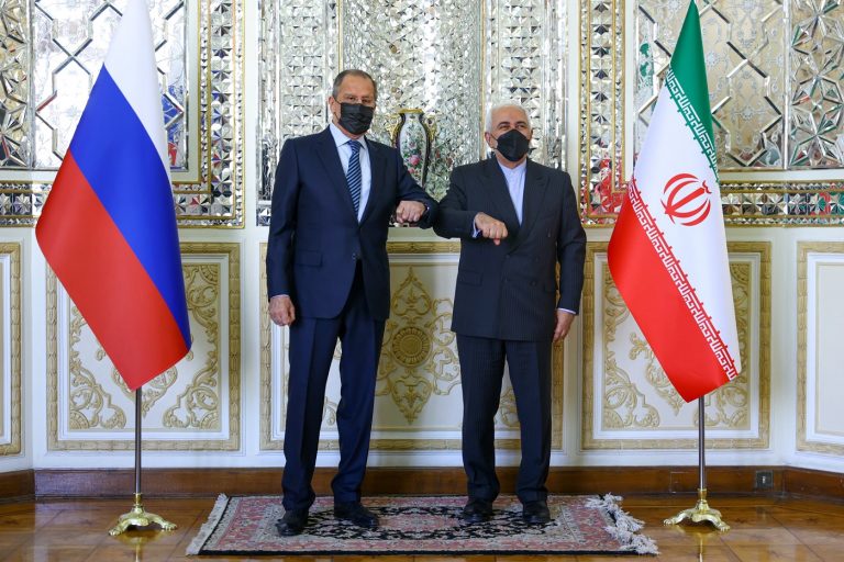 Dosarul nuclear iranian. Moscova și Teheran, umăr la umăr în fața Occidentului