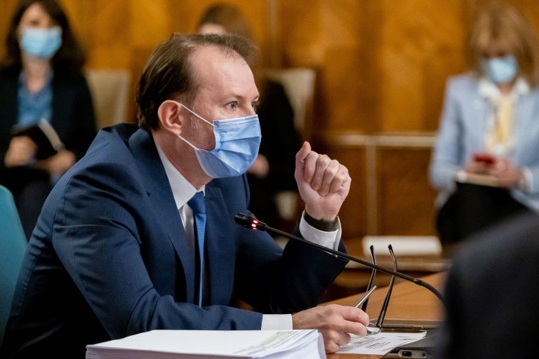 Premierul Cîțu, cu referiri la vaccinare și în mesajul de Ziua Veteranilor de Război: ”Apreciez exemplul”