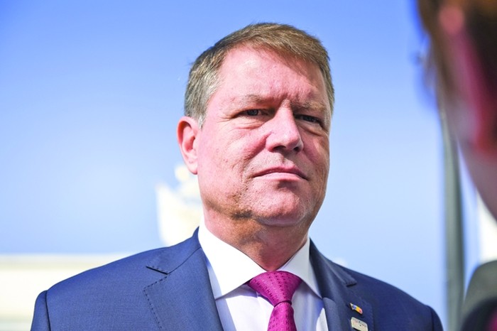 Iohannis, cu binecuvântarea