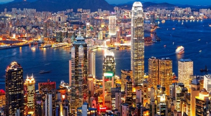 Hong Kong iese din cea mai lungă recesiune din ultimele decenii