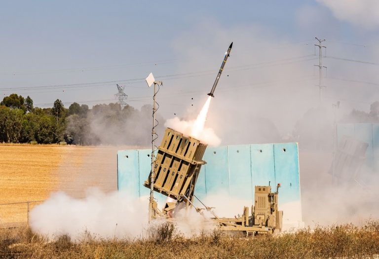 Israelienii și-au doborât singuri o dronă