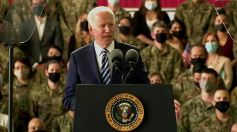 Biden își începe turneul european cu un avertisment pentru Putin