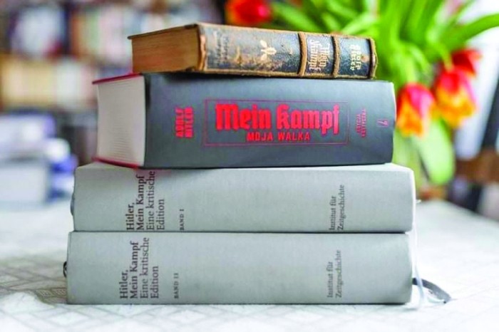 Reeditarea „Mein Kampf”, „o misiune istorică și civică”