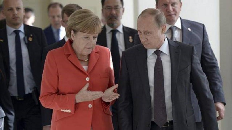 UE i-a spus „niet” lui Putin dar Angela Merkel merge mai departe: musai un summit cu Rusia