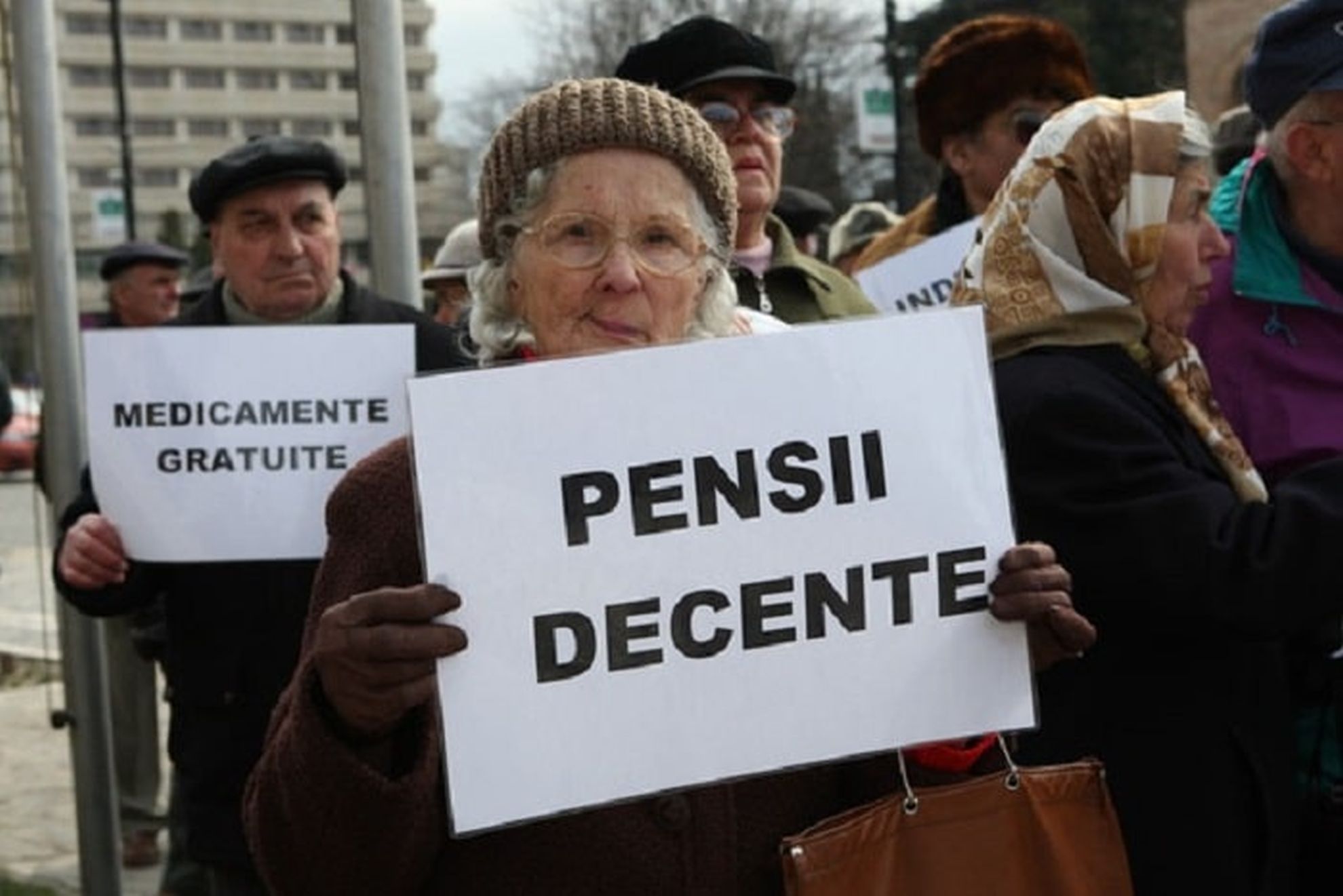 pensionar-deficit-pensii