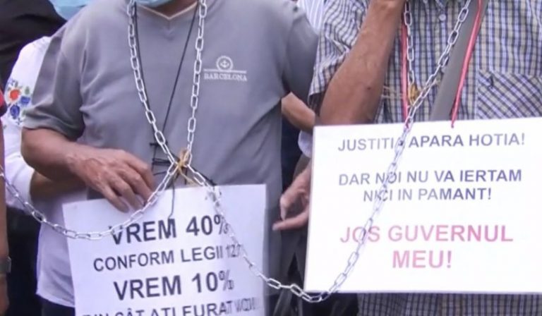 pensionari lanturi