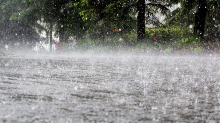 BREAKING NEWS. UPDATE: Alertă meteo! COD ROȘU: averse torențiale