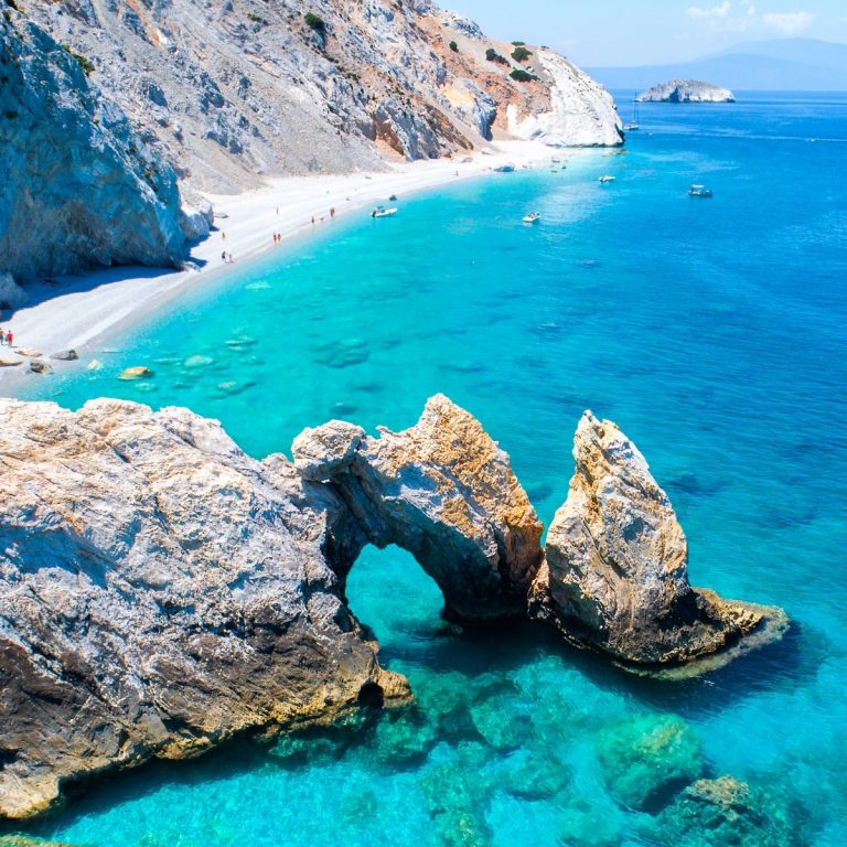 Turismul din Grecia, afectat de varianta Delta. Ce trebuie să știe românii