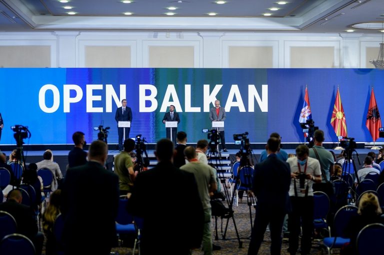 Balcani: un „mini-Schengen” între Albania, Macedonia de Nord și Serbia
