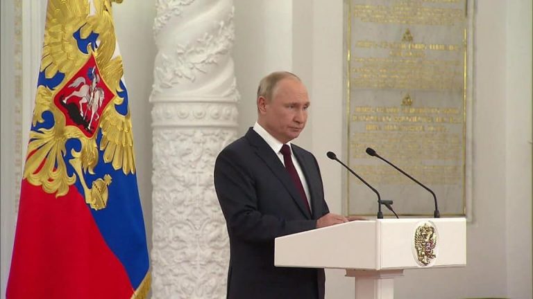 Putin adoptă noua strategie națională contra „influenței occidentale”