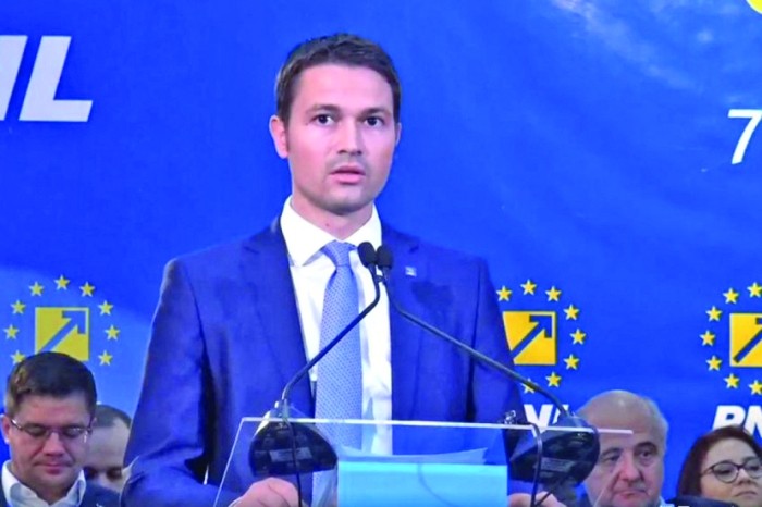robert-sighiartau - Ziarul National