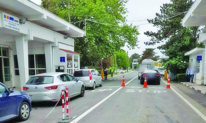 Poliția de Frontieră își dă singură cu timpul de așteptare în Vama Veche!