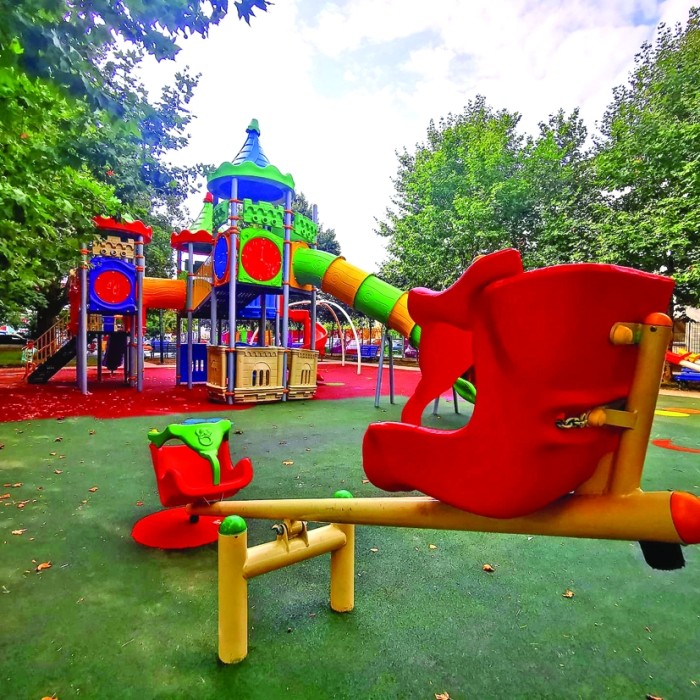 Totul Verde. a mai reabilitat un parc din sectorul 4