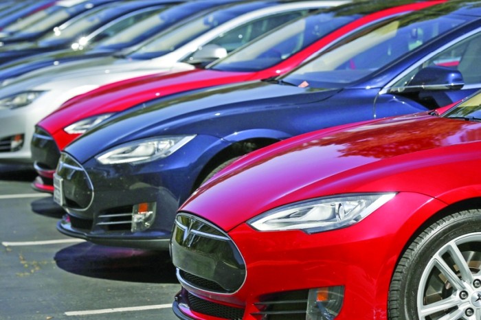 Accidentele mașinilor Tesla, în vizorul autorităților americane