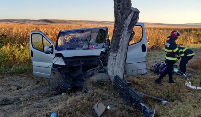 Accident cu cinci răniți, în Pădurea Sarului, pe unul dintre cele mai aglomerate drumuri din țară