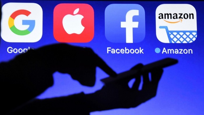 Giganții Big Tech, între condamnarea talibanilor și Noua Ordine Mondială