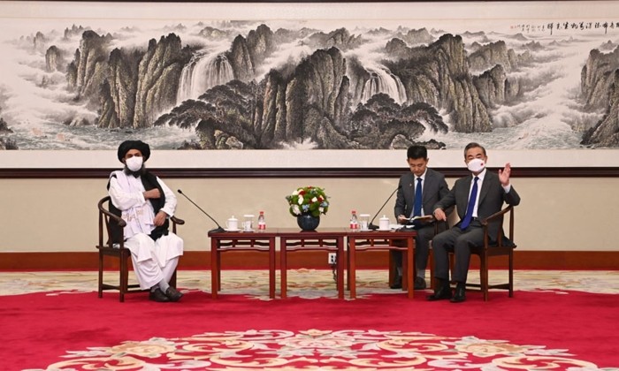 Ce interese are China cu noii stăpâni de la Kabul?