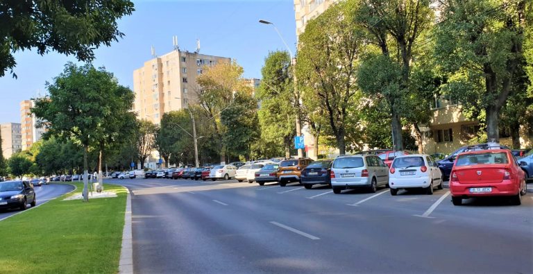 Anunț pentru șoferi! Primăria introduce parcarea cu plată pe bulevardele dintr-un sector al Capitalei. De când se aplică măsura