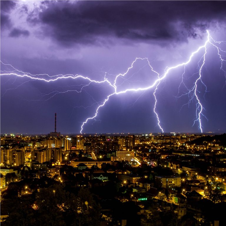 Informații de ultimă oră de la ANM: COD GALBEN. Se anunță ploi torențiale și descărcări electrice – HARTA zonelor vizate