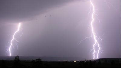 Se anunță ploi și descărcări electrice. COD GALBEN emis de ANM – zonele vizate