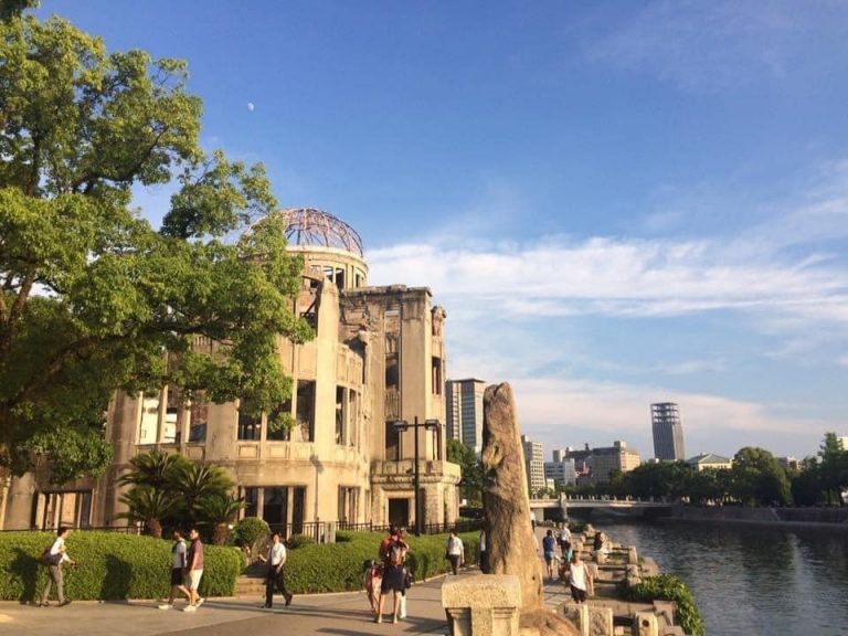 Japonia comemorează tragedia de la Hiroshima. Tensiuni cu Comitetul Olimpic