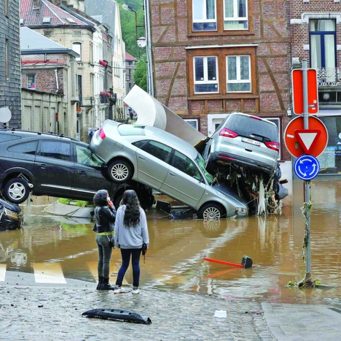 Justiția germană ia în vizor sistemul de alertare. La noi, Ro-Alert sună după furtună