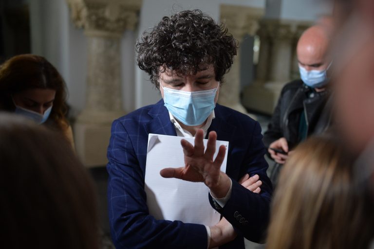 Nicușor Dan vrea ca ALPAB să funcționeze cu banii de acasă ai angajaților