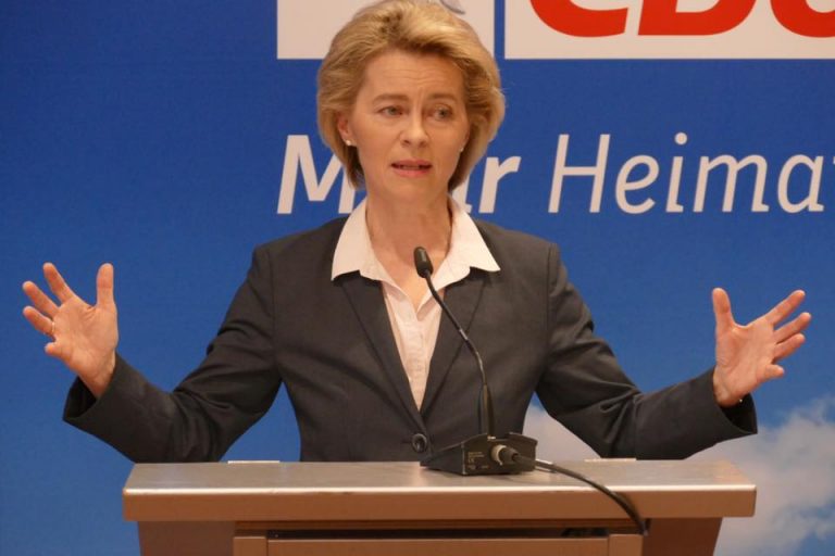 Șefa Comisiei Europere cere SUA să ridice restricțiile impuse călătorilor europeni