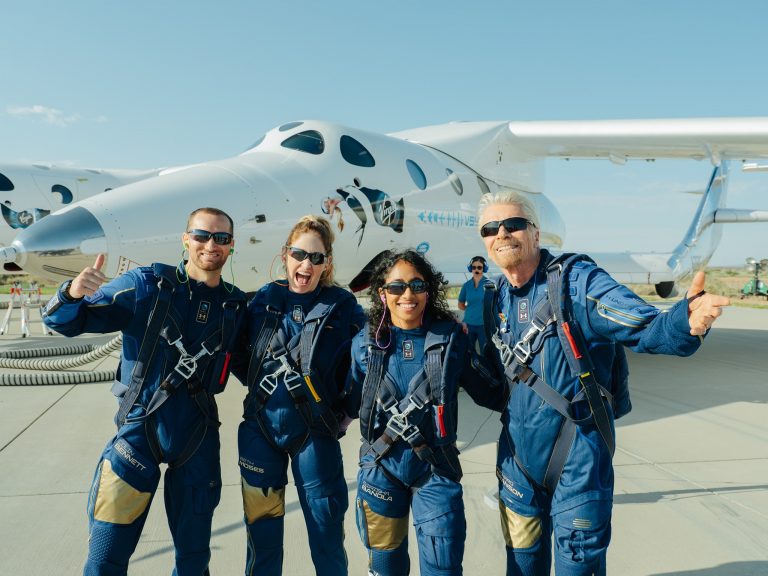 Turism spațial. Virgin Galactic anunță prețul unui loc