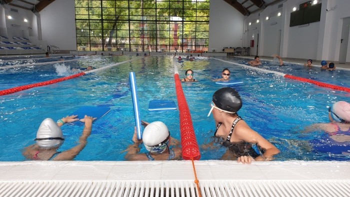 Complexul sportiv de la școala 190, o bijuterie întreținută de cei de la Totul Verde