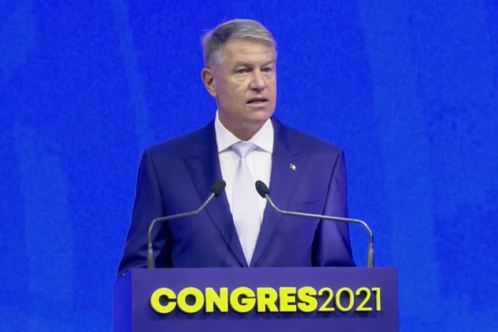 Klaus-Iohannis--la-Congresul-PNL