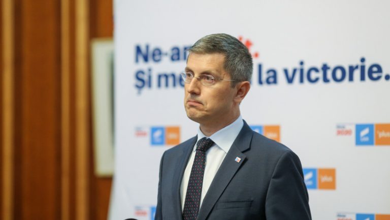 Cum a căzut Barna în capcana PSD. USR PLUS, implozie înainte de alegerile interne