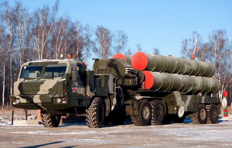 Belarus cumpără arme rusești în valoare de peste 1 miliard de dolari. Lukașenko vrea în special sistemele S-400