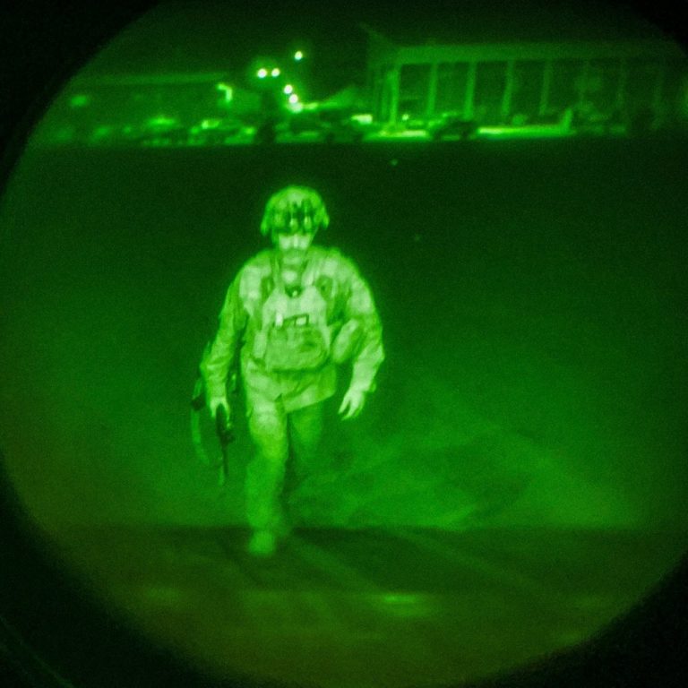 Lovitură de teatru. SUA ar putea folosi bazele Rusiei pentru operațiuni antitero în Afganistan