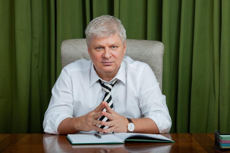 Dan Tudorache îl ia la întrebări pe Raed Arafat, în privința Congresului PNL: ”Dumneavoastră vă asumați răspunderea?”