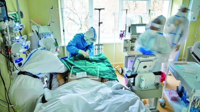 Europa, singurul continent în care pandemia își face de cap