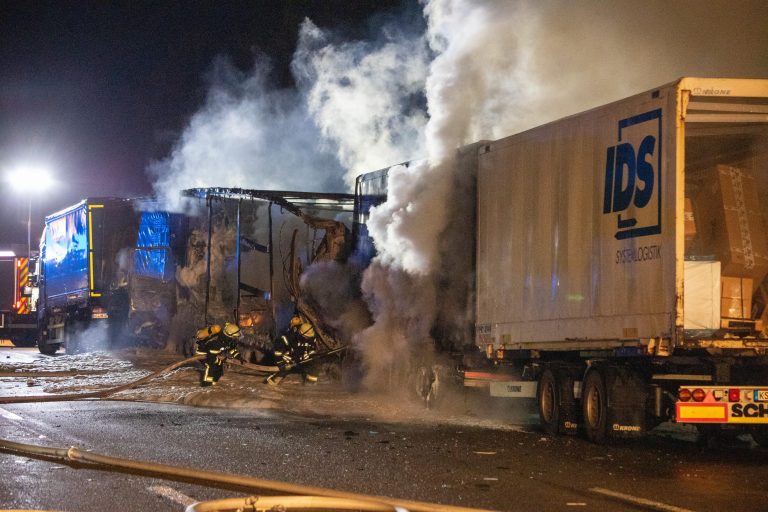 Sfârșit înfiorător pentru un șofer român de TIR: A ars de viu în cabină, în urma unui accident în Germania