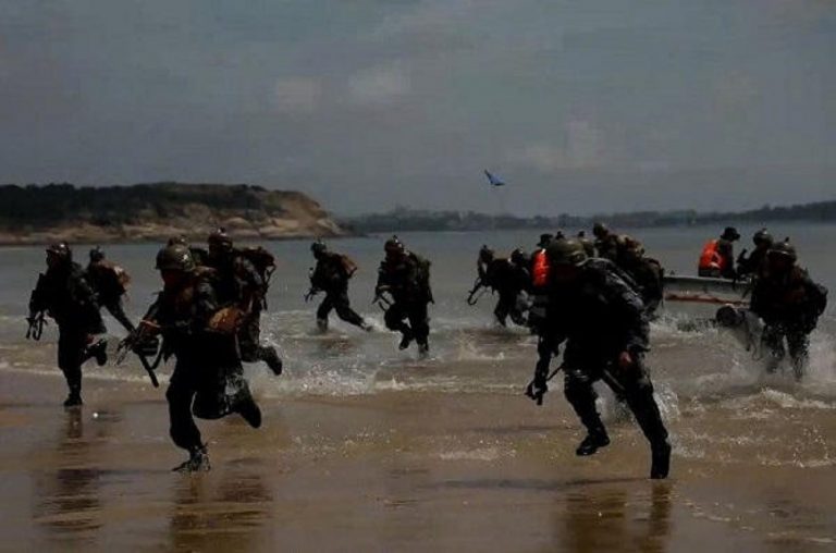 Începe. China a făcut exerciții de asalt amfibiu în fața Taiwanului (VIDEO)