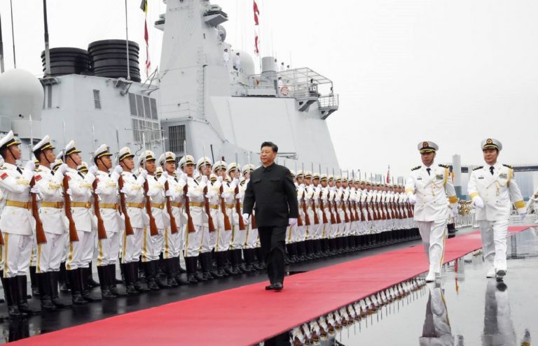 Președintele Chinei îi spune clar lui Biden ce armată va conduce lumea