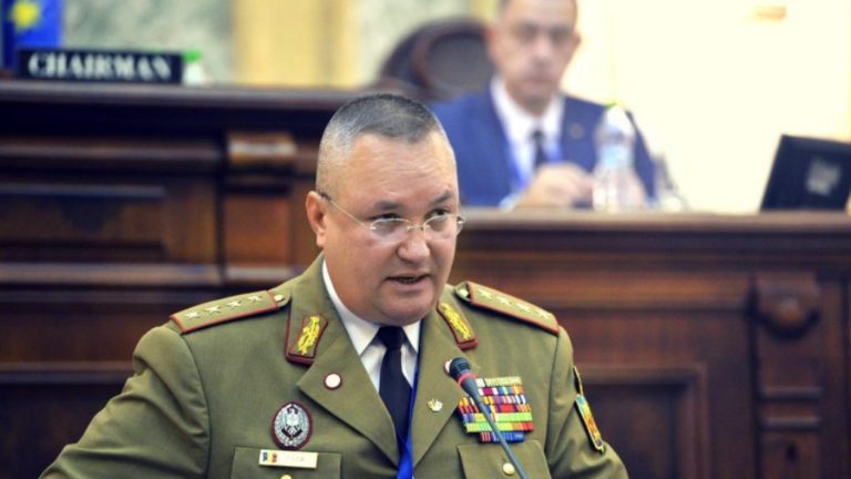 ULTIMA ORĂ Nicolae Ciucă și-a depus oficial mandatul de premier desemnat – DOCUMENT