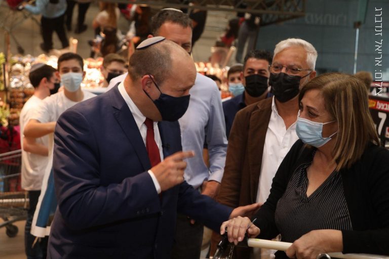 Varianta Omicron. Prima țară care-și închide granițele pentru toți străinii