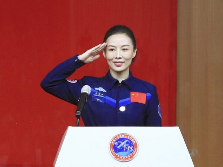 Cine este prima chinezoaică care a efectuat o ieșire în spațiu (FOTO/VIDEO)
