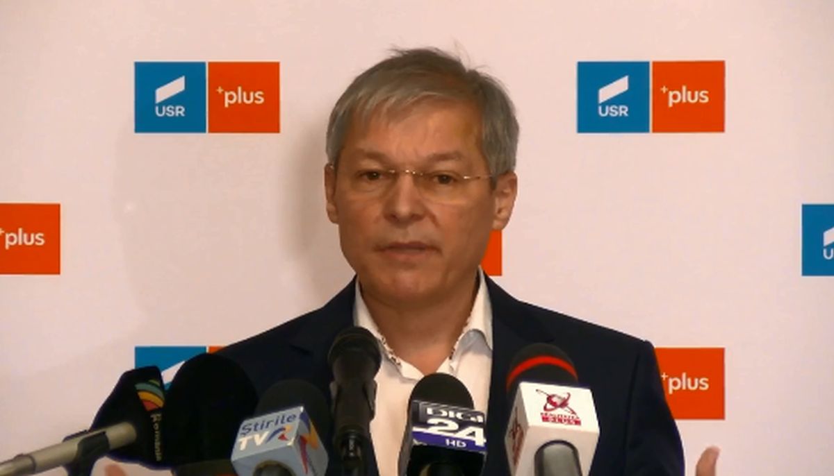 Supărare mare la USR: spun „pas!” consultărilor! Cioloș, atac la Iohannis: „Naşul acestei monstruoase coaliţii” - VIDEO