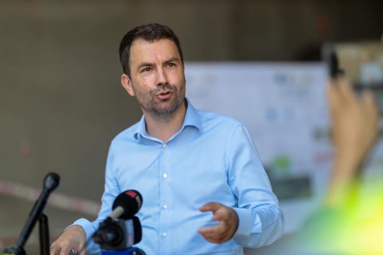 Drulă acuză un „teatru ieftin”: „Ăștia sunt înțeleși, PSD-ul cu PNL-ul, treaba e limpede, nu vor USR la guvernare”