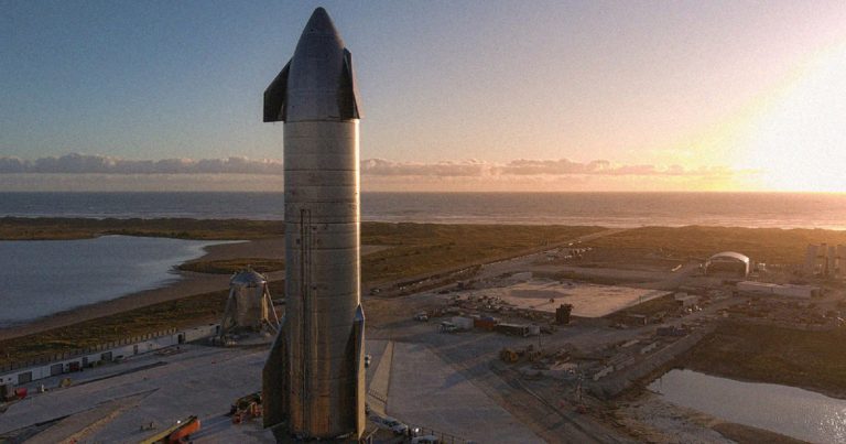 Elon Musk anunță data primului zbor orbital pentru mega-racheta Starship a SpaceX. Va duce oameni pe Lună.